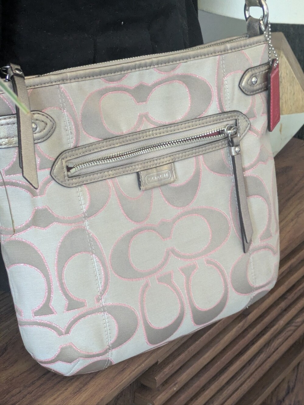 Coach Signature Canvas Shoulder /Crossbody Bag. - Picture 6 of 16